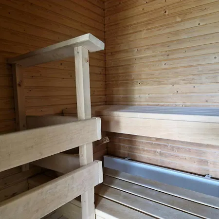 Apartment Convenient For 3 With Sauna In Tapiola